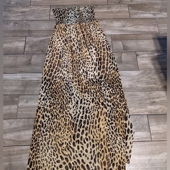 The Arte by Zenana leopard strapless swimsuit coverup - Picture 1 of 3